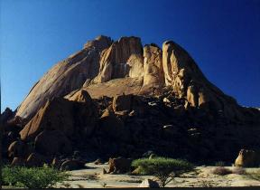 The Spitzkoppen peaks.